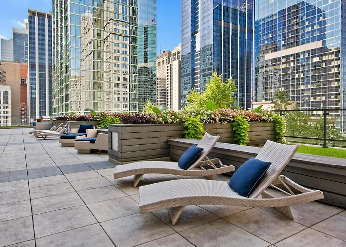 Loop 1br W Gym Pool Nr Financial District Chi-233 *